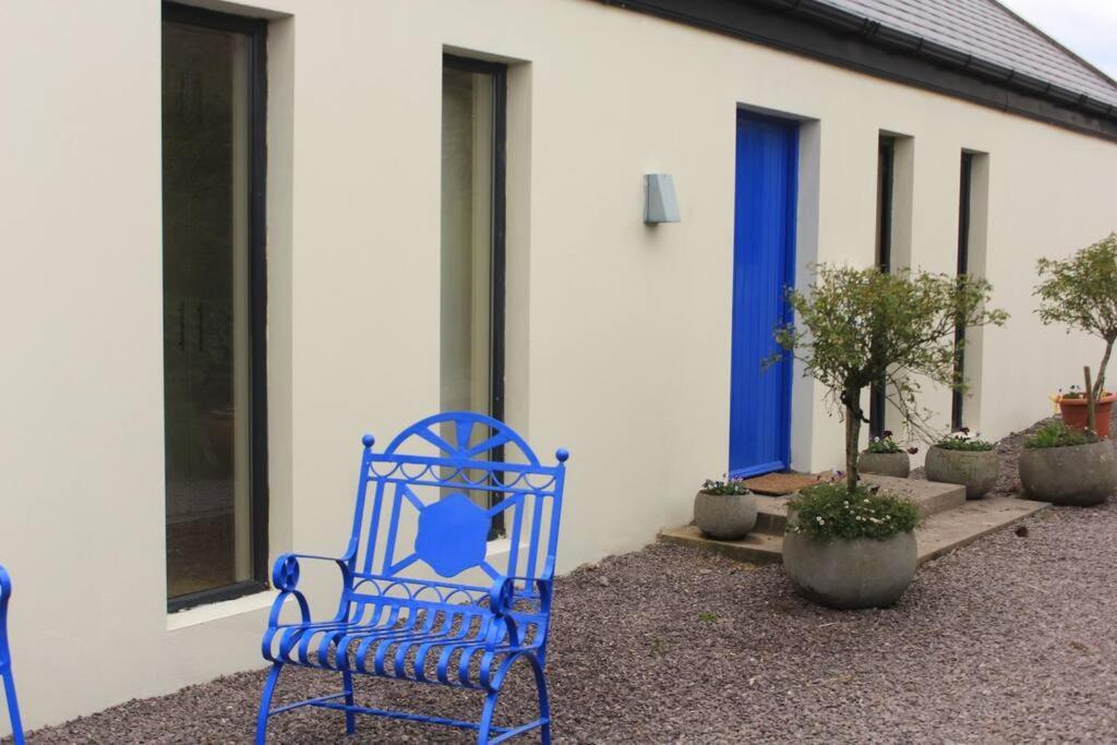 The Blue Door Apartment Cahersiveen Luaran gambar