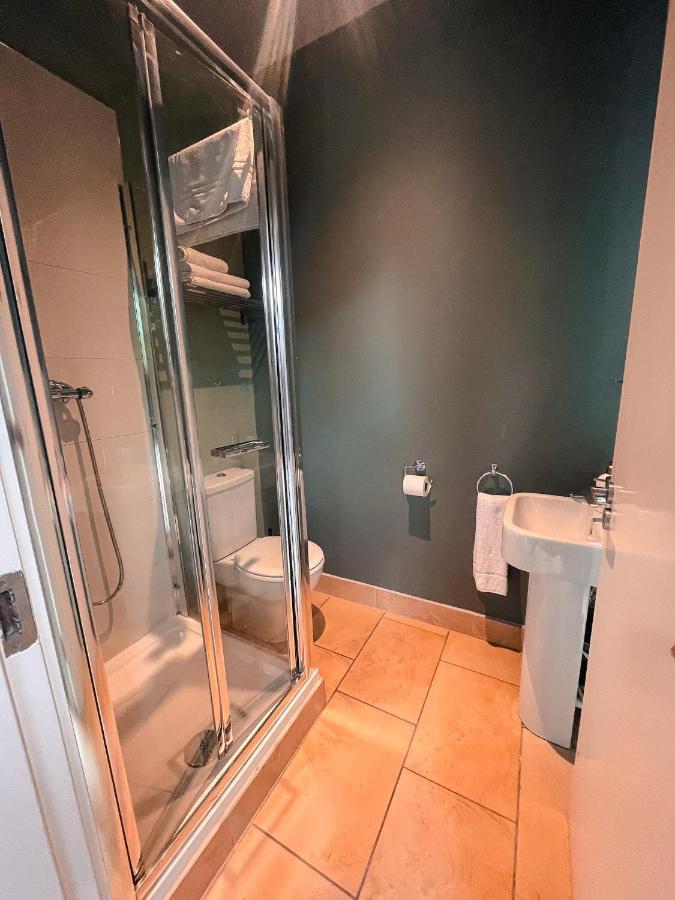 The Blue Door Apartment Cahersiveen Luaran gambar