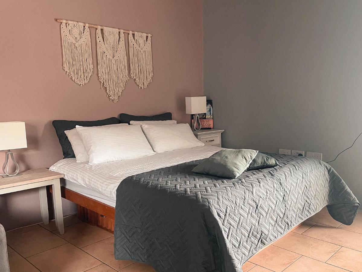 The Blue Door Apartment Cahersiveen Luaran gambar