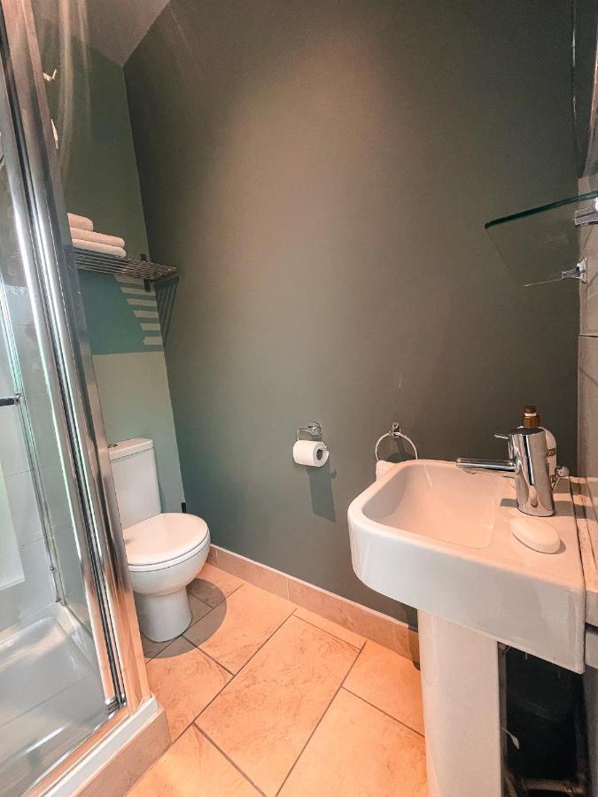 The Blue Door Apartment Cahersiveen Luaran gambar